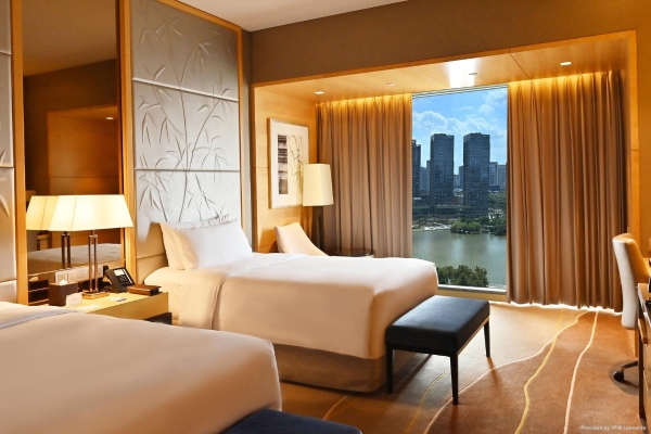 InterContinental Hotels NINGBO (Ningbo)